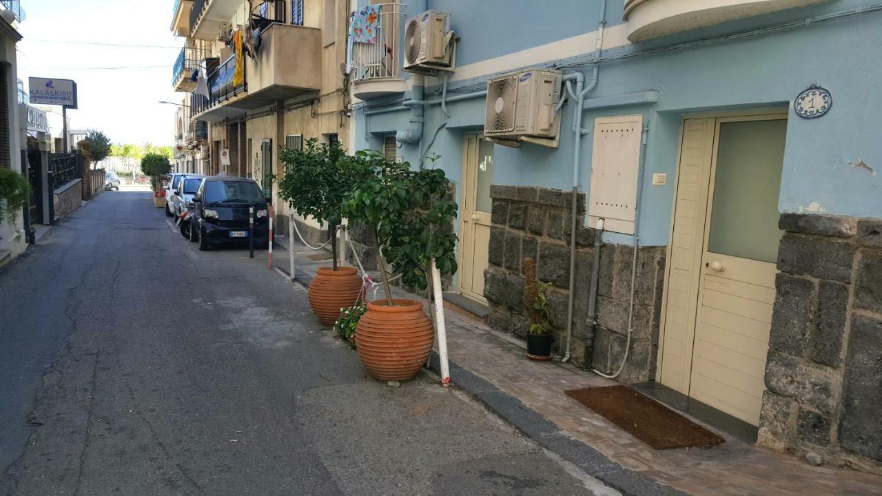 Apartamento Bilocale Nefele Giardini-Naxos Exterior foto